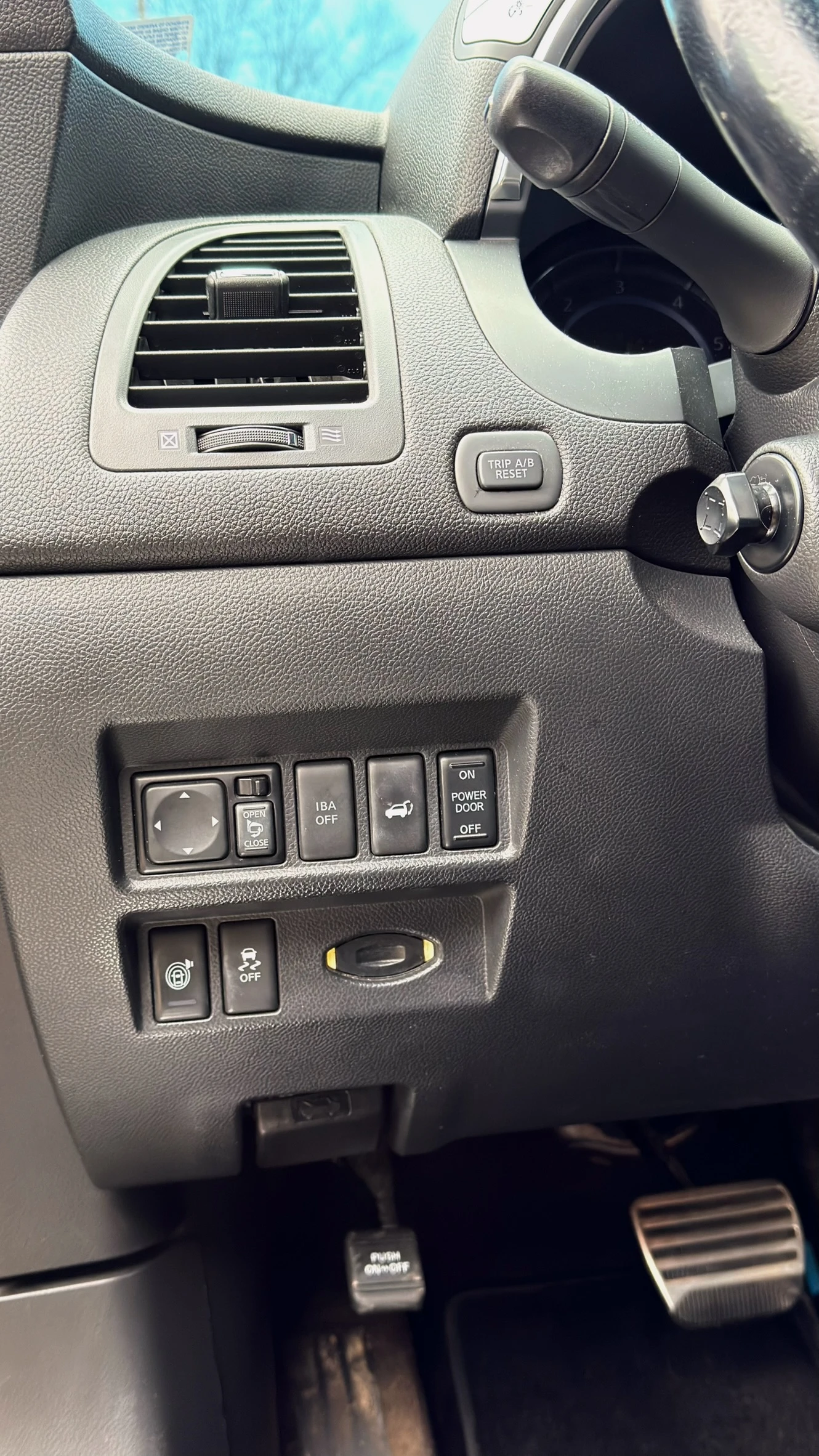 Infiniti QX70 S 3.0d V6| ����� �����| ����� ����������| ������ � | Mobile.bg � ����������� 12