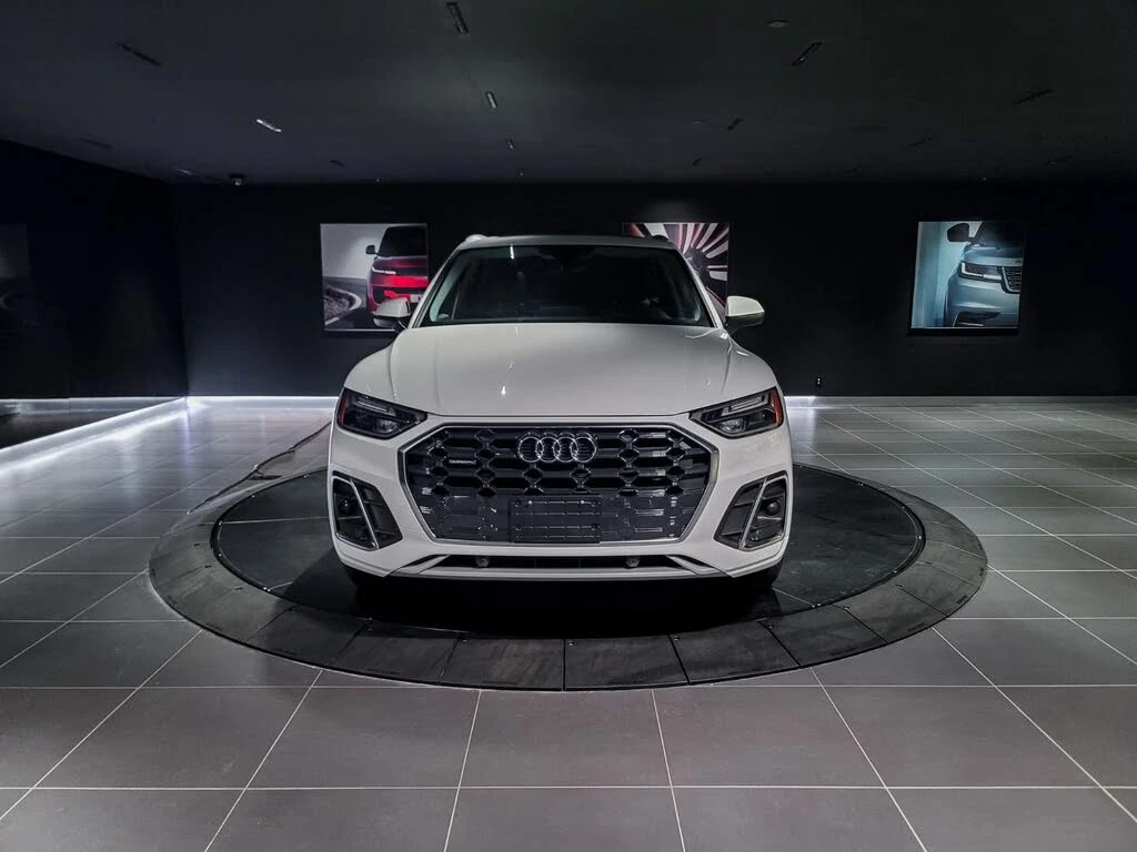 Audi Q5 Progressiv * CARFAX * АвтоКредит* (ЦЕНА ДО БГ) - изображение 2