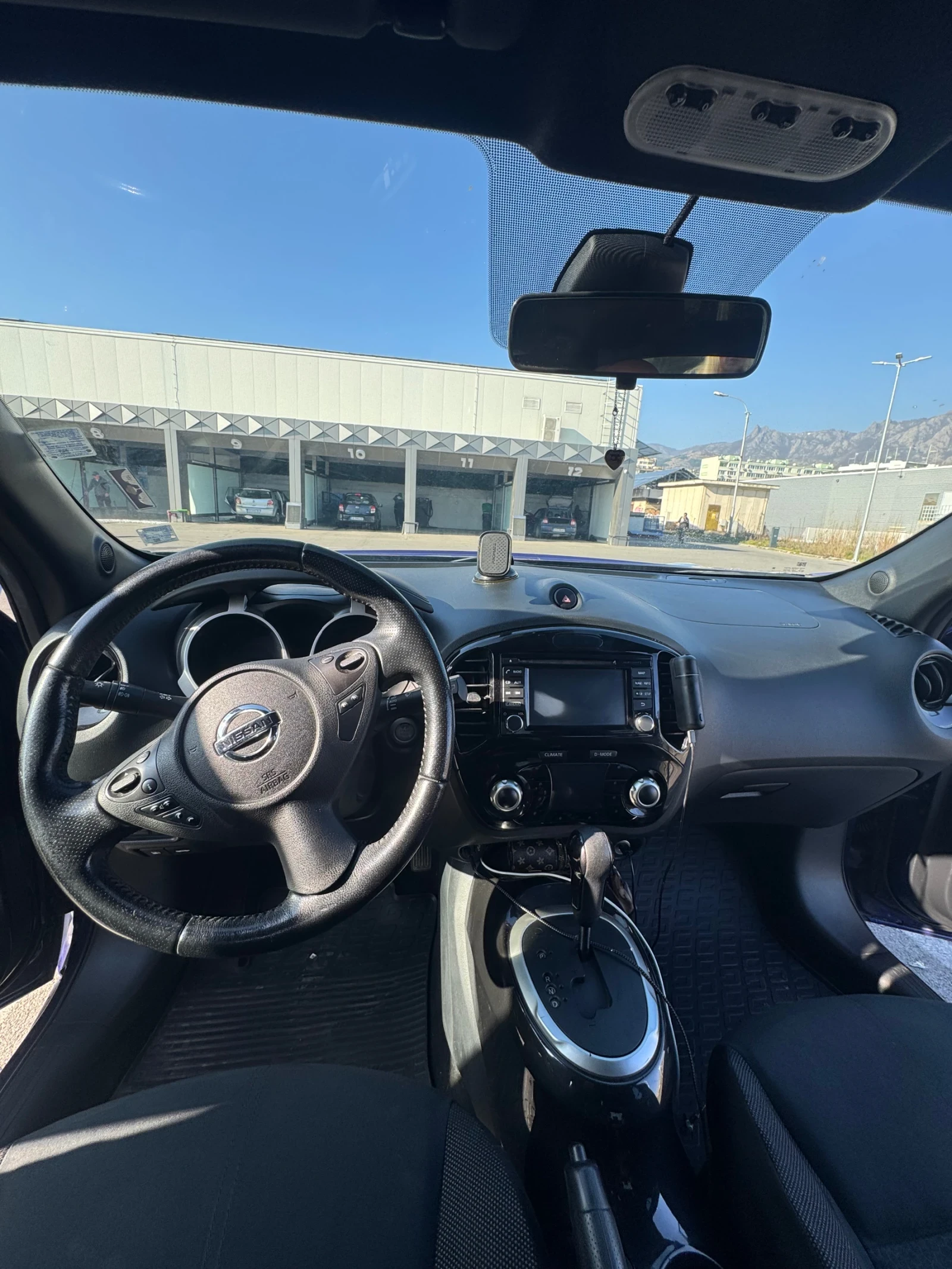 Nissan Juke, снимка 10 - Автомобили и джипове - 54270321