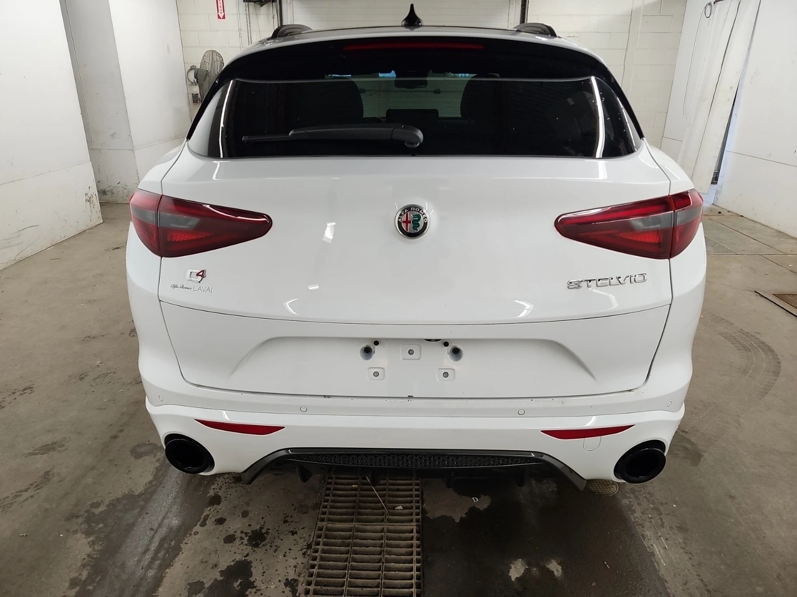 Alfa Romeo Stelvio VELOCE * * 2.0T * * CARFAX * * АВТО КРЕДИТ * * , снимка 5 - Автомобили и джипове - 54318908