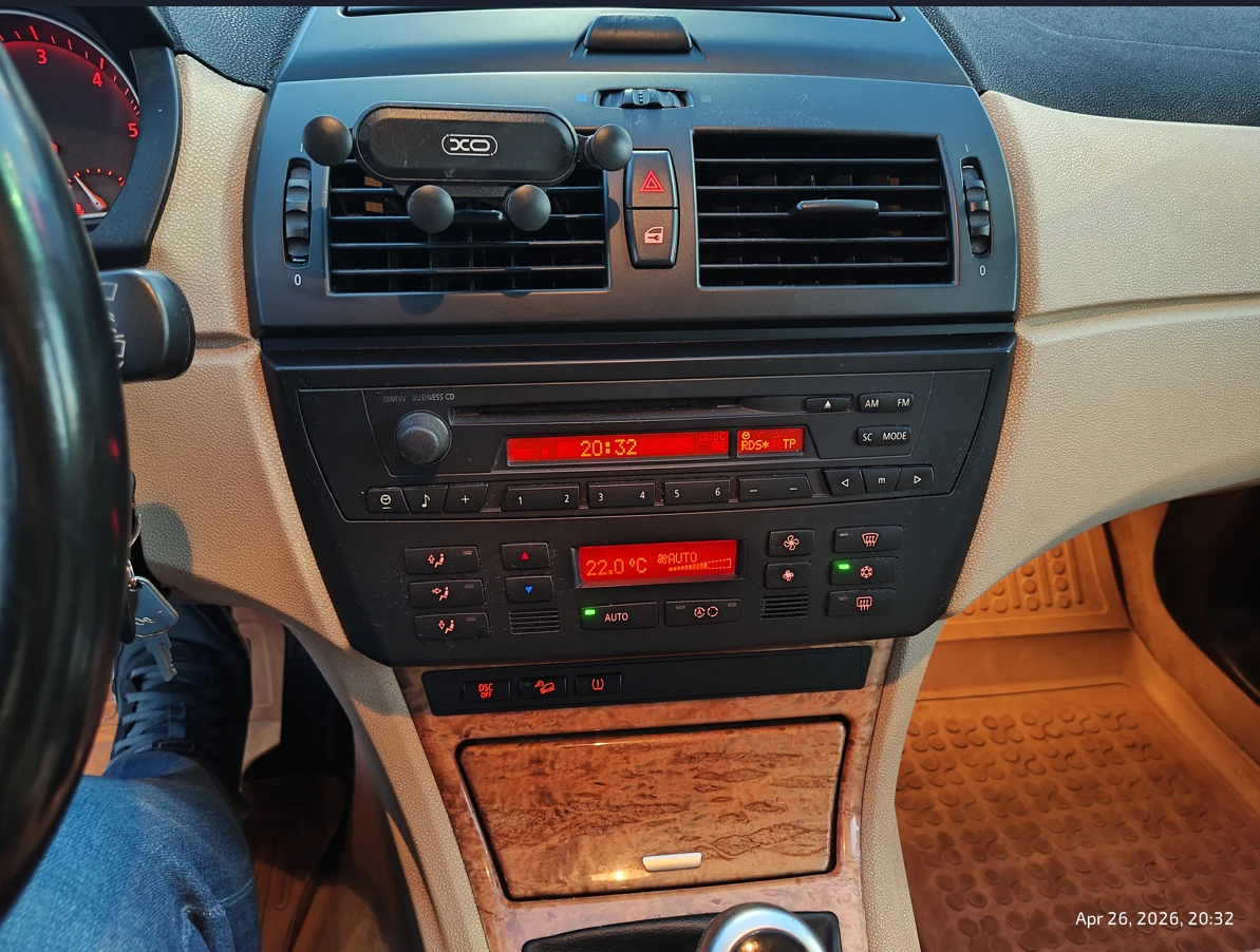 BMW X3 2.0d 150hp, снимка 11 - Автомобили и джипове - 54328452