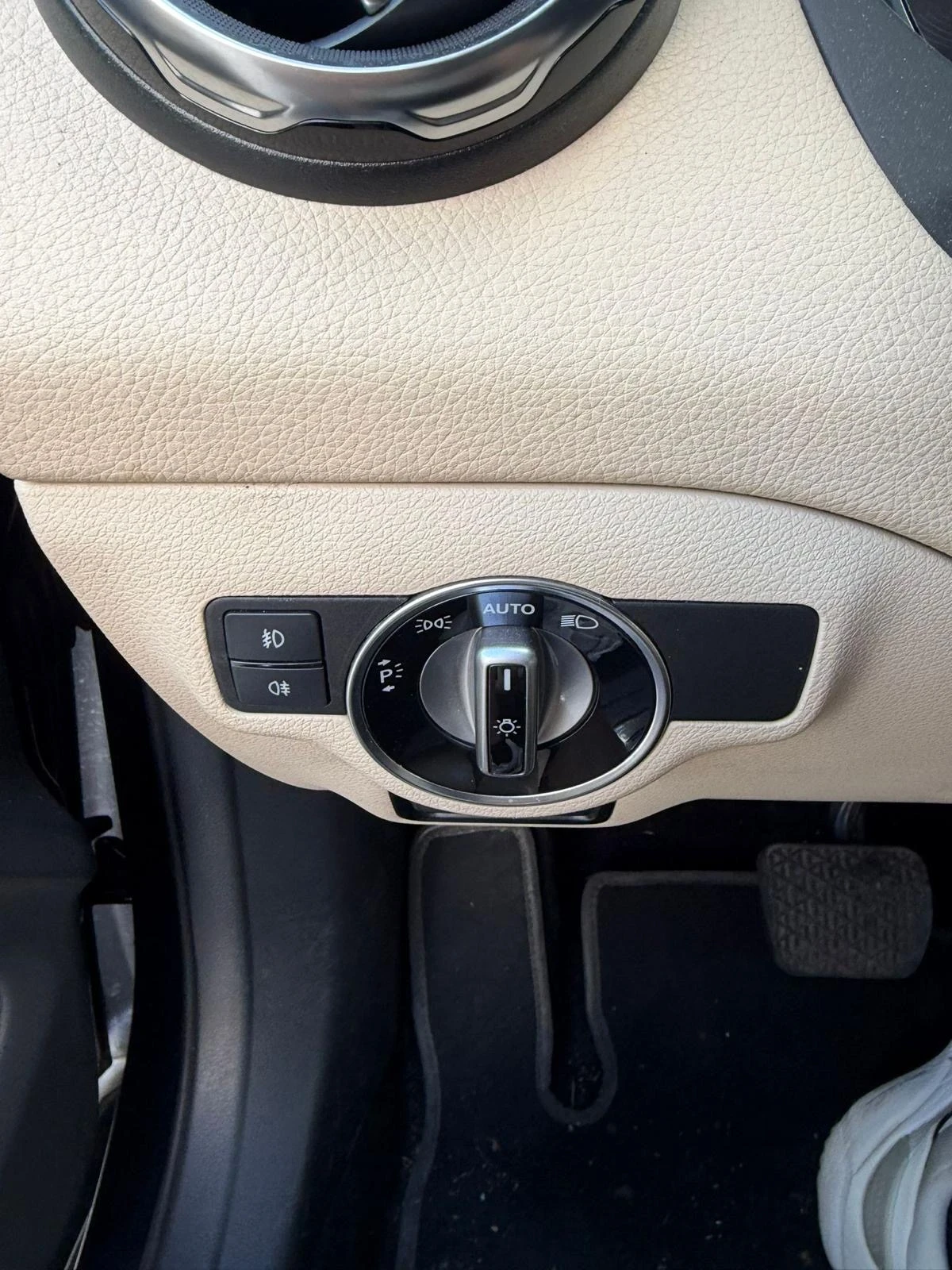 Mercedes-Benz GLA 220 d Automatic 4Matic Business, снимка 7 - Автомобили и джипове - 54585131