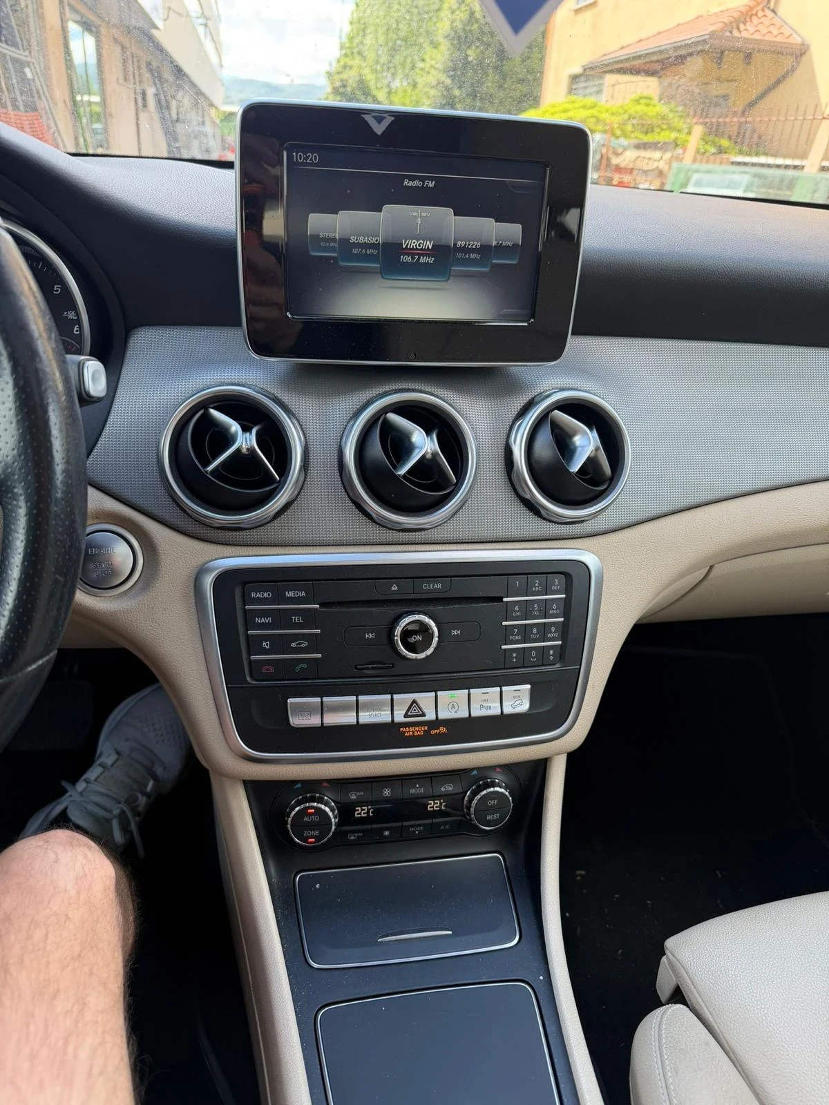 Mercedes-Benz GLA 220 d Automatic 4Matic Business, снимка 17 - Автомобили и джипове - 54585131