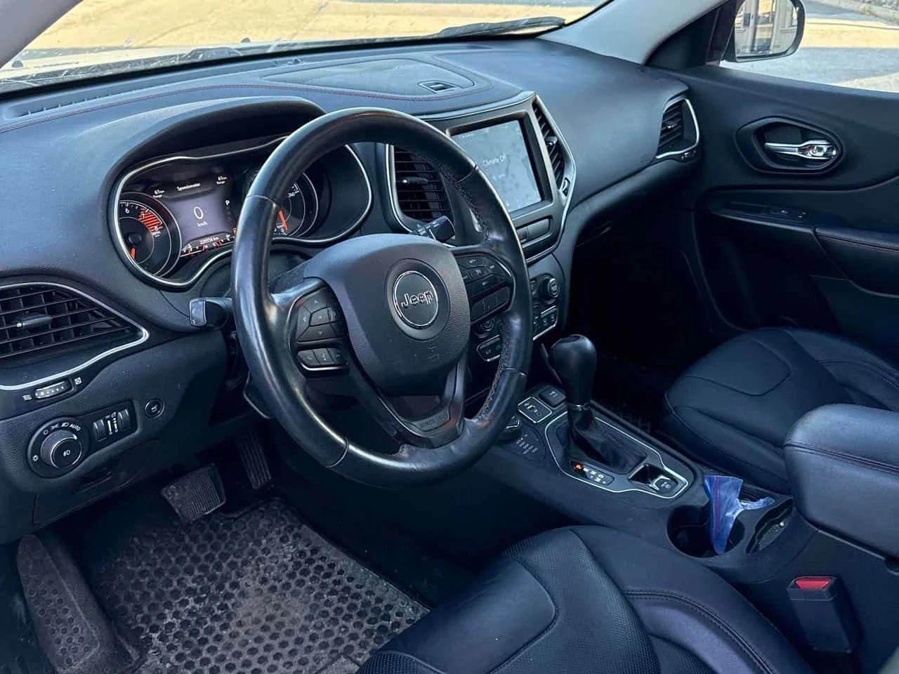 Jeep Cherokee * Trailhawk Elite * АВТОКРЕДИТ БЕЗ ПЪРВОНАЧАЛНА* , снимка 5 - Автомобили и джипове - 54710999