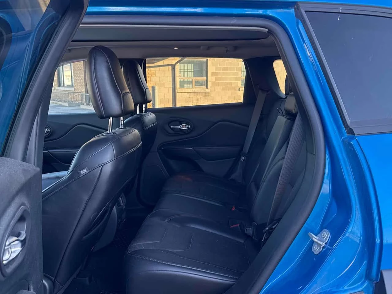 Jeep Cherokee * Trailhawk Elite * АВТОКРЕДИТ БЕЗ ПЪРВОНАЧАЛНА* , снимка 12 - Автомобили и джипове - 54710999