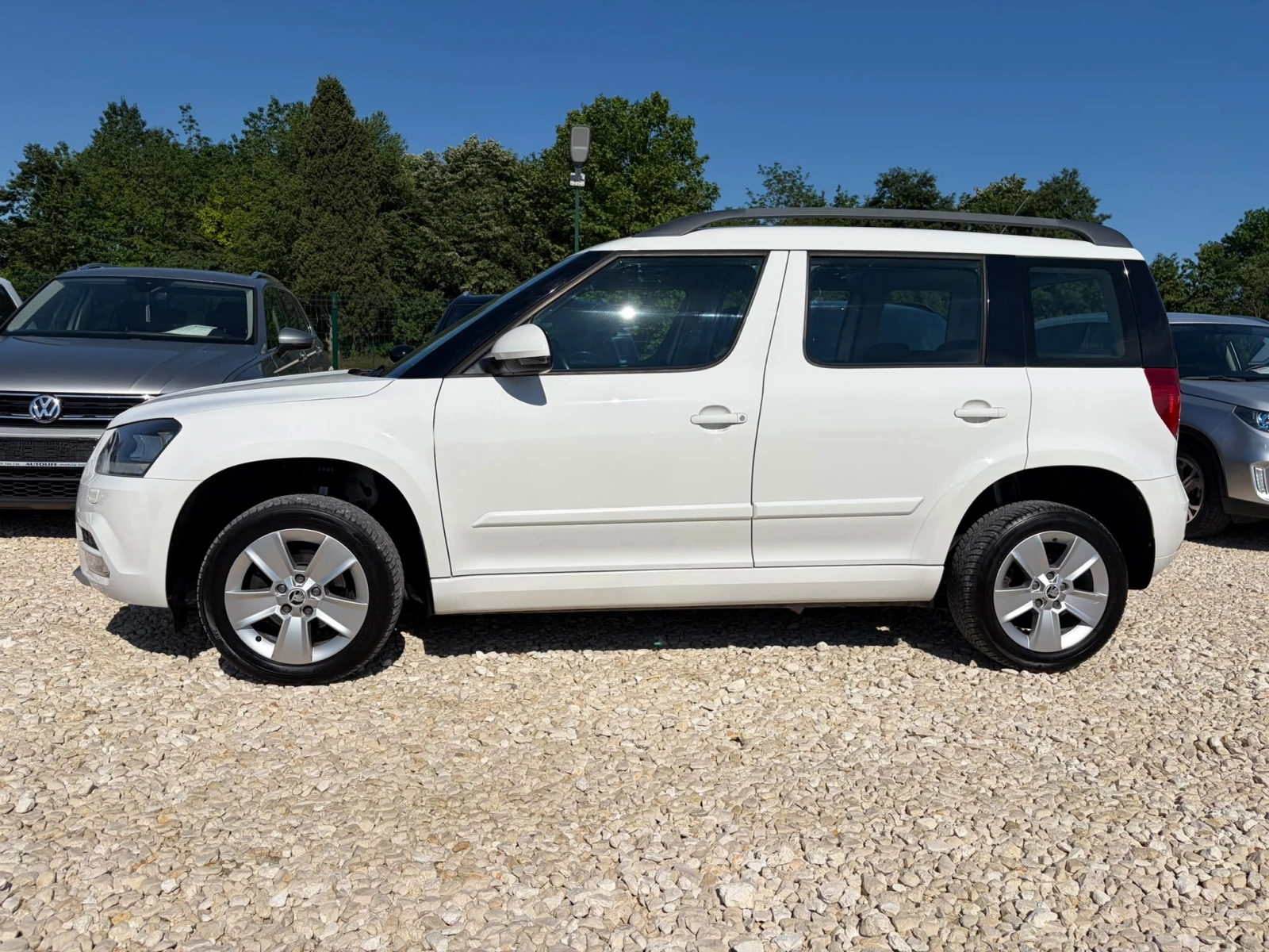 Skoda Yeti FACELIFT 1.6TDI-105 GREENLINE, снимка 7 - Автомобили и джипове - 54838885