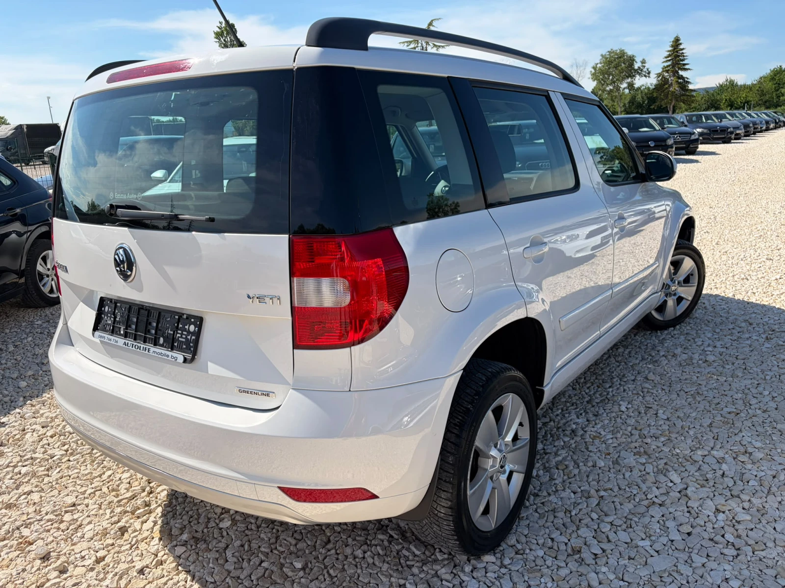 Skoda Yeti FACELIFT 1.6TDI-105 GREENLINE, снимка 2 - Автомобили и джипове - 54838885