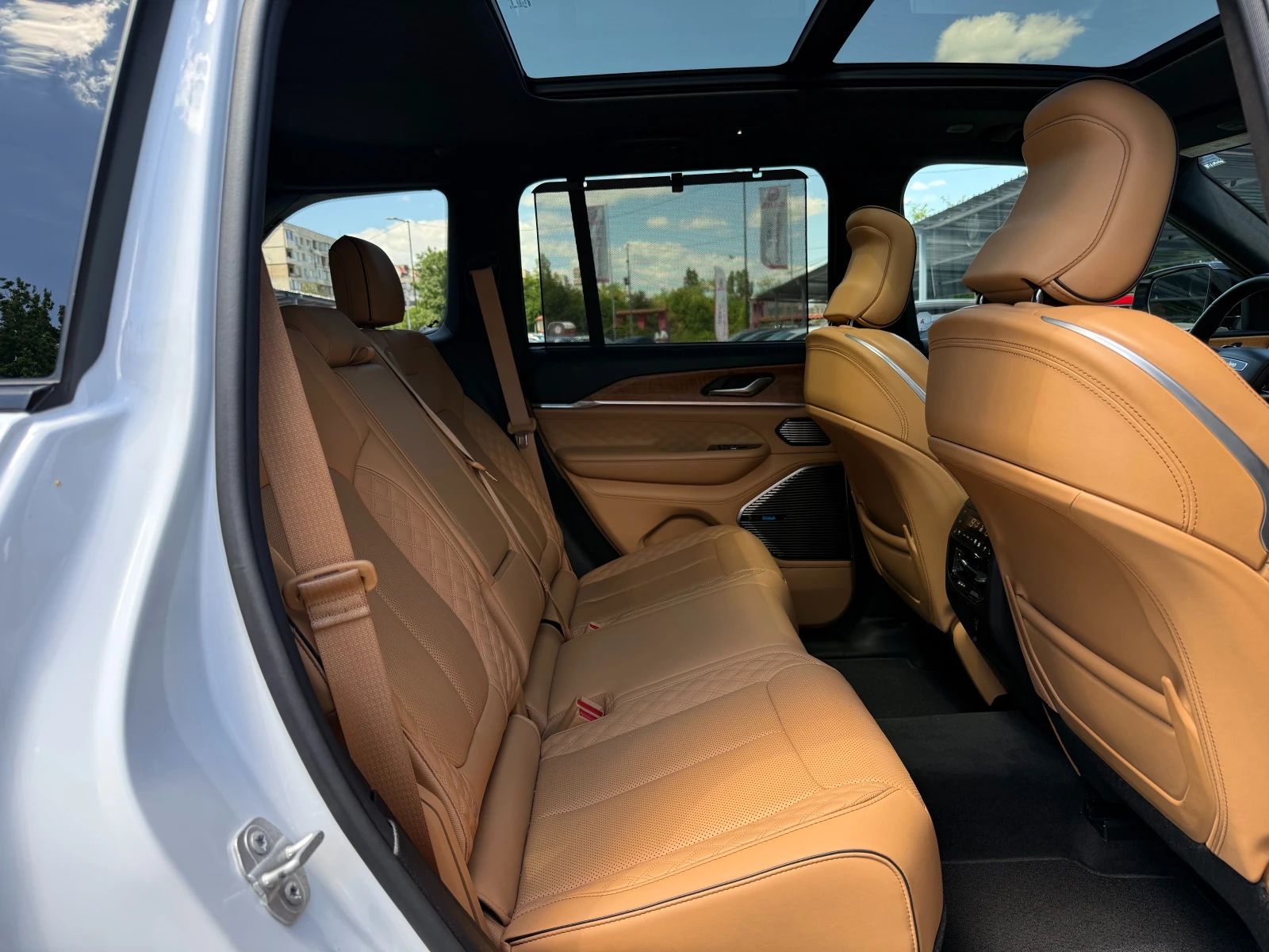 Jeep Grand cherokee SUMMIT RESERVE, 5.7 HEMI, снимка 10 - Автомобили и джипове - 54882927