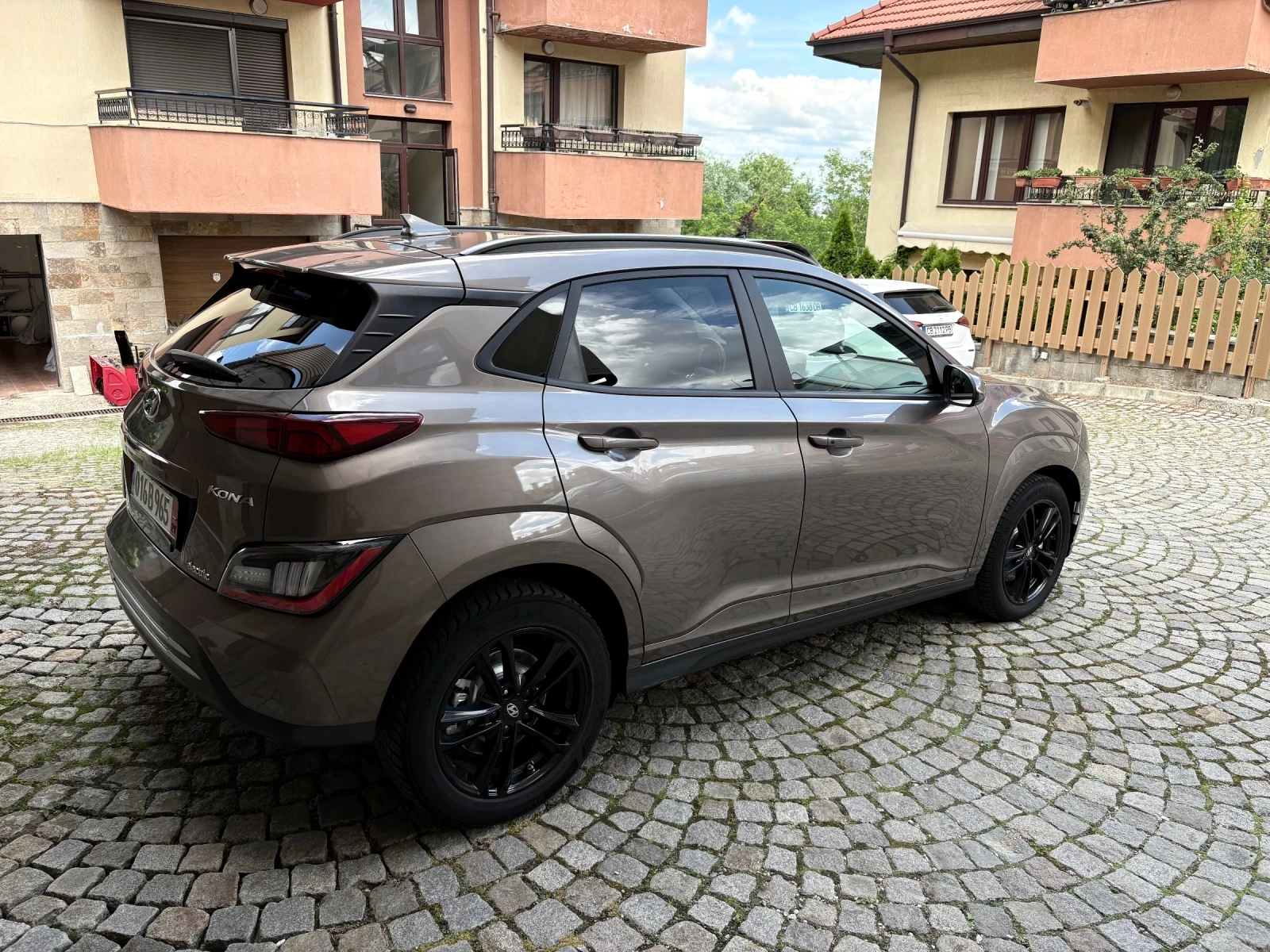 Hyundai Kona 64KW/TREND/KARELL/.HEAD-UP/BLUELINK/, снимка 5 - Автомобили и джипове - 54912067