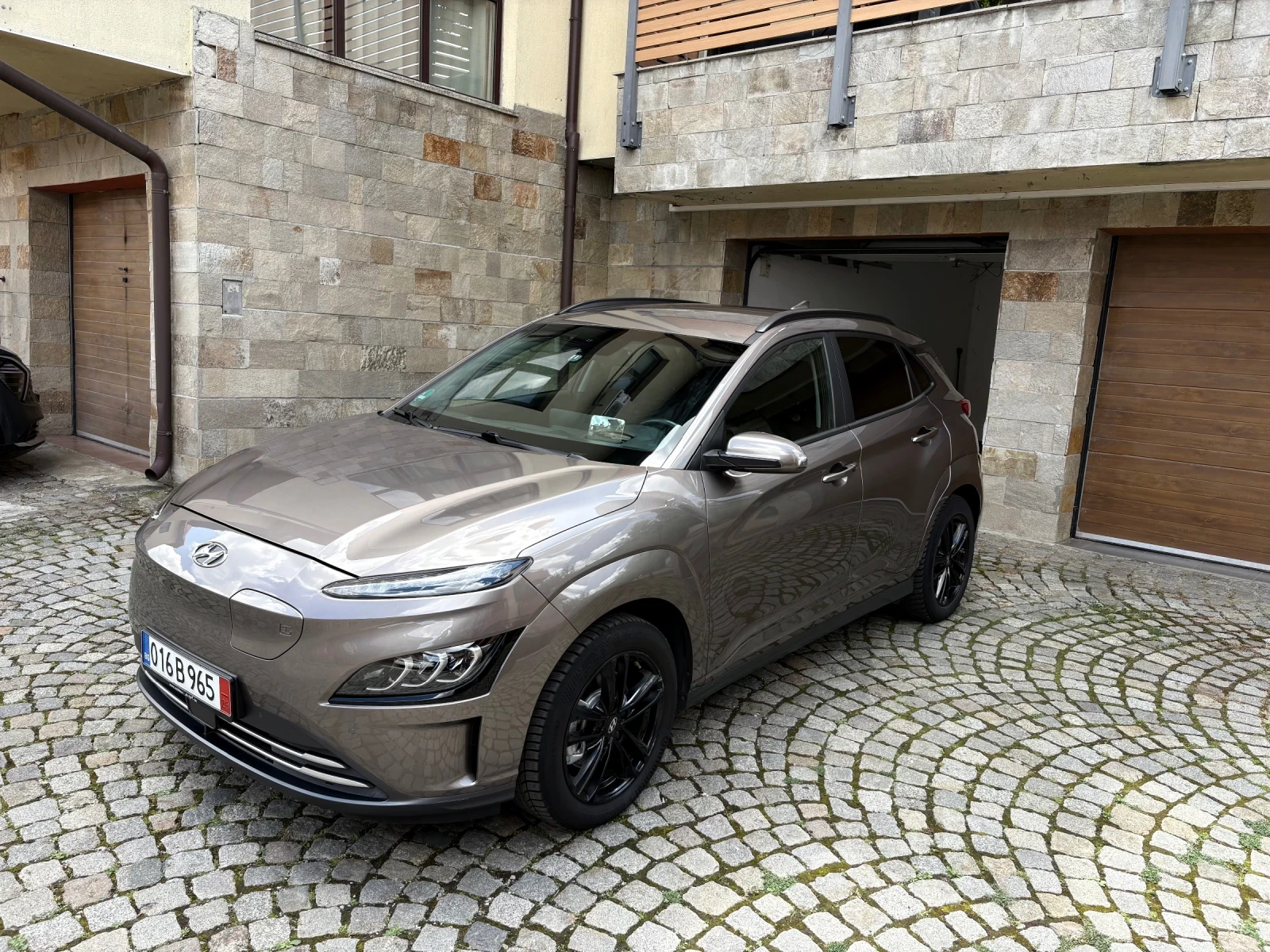Hyundai Kona 64KW/TREND/KARELL/.HEAD-UP/BLUELINK/
