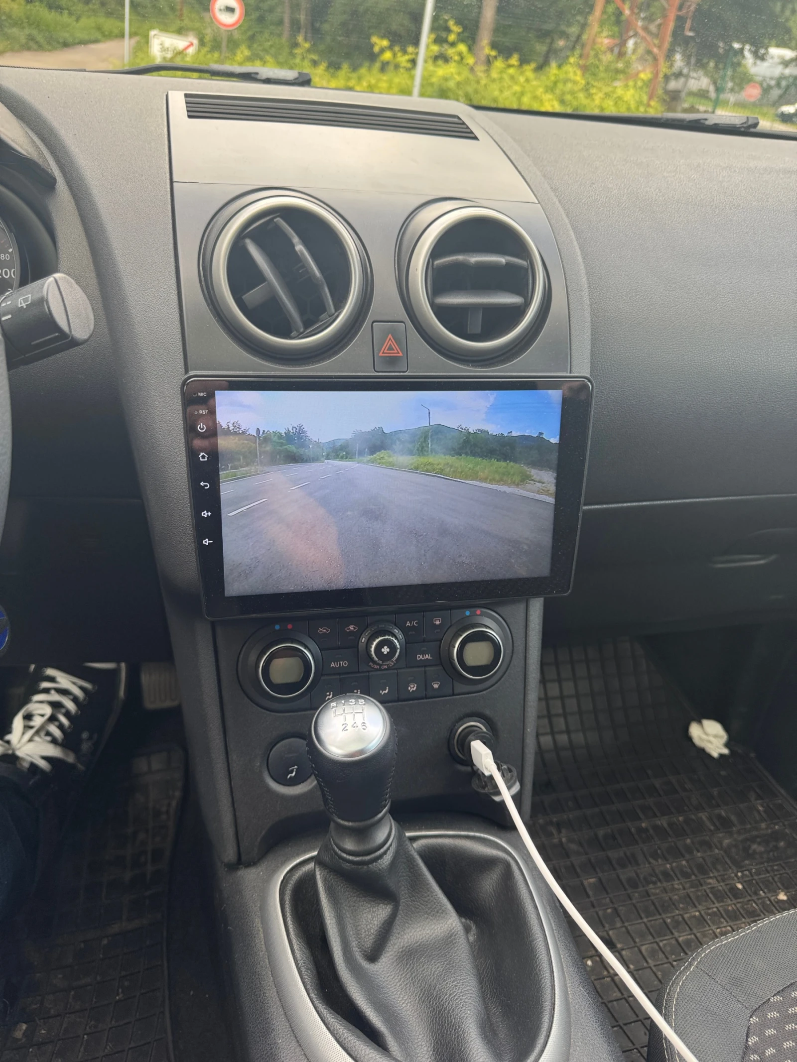 Nissan Qashqai 2.0 D | Mobile.bg � ����������� 7