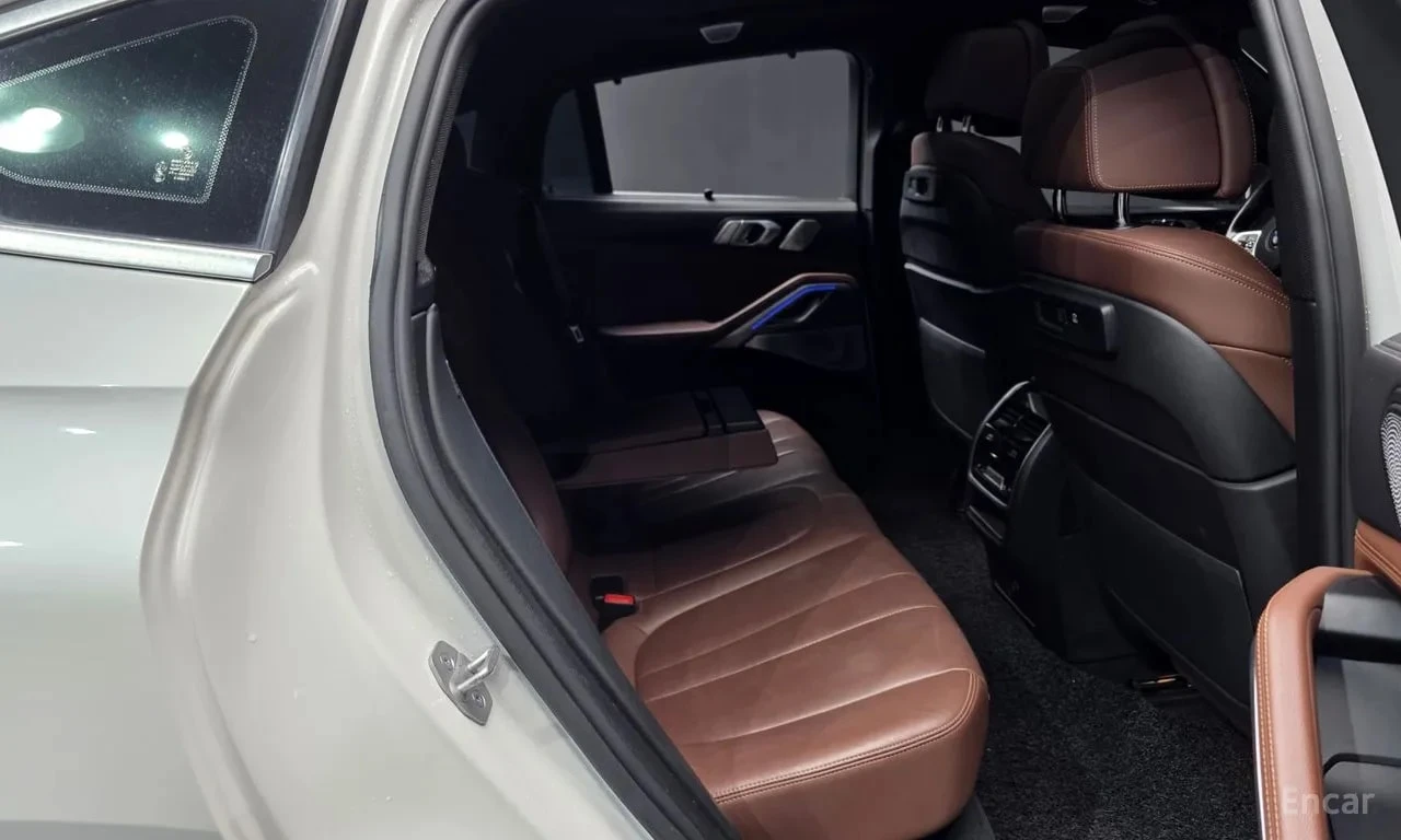 BMW X6 xDrive40i M Sport/ДИСТР/ОБДУХ/ХЕДЪП/ЛАЗЕРИ/МАСАЖ, снимка 12 - Автомобили и джипове - 56003137