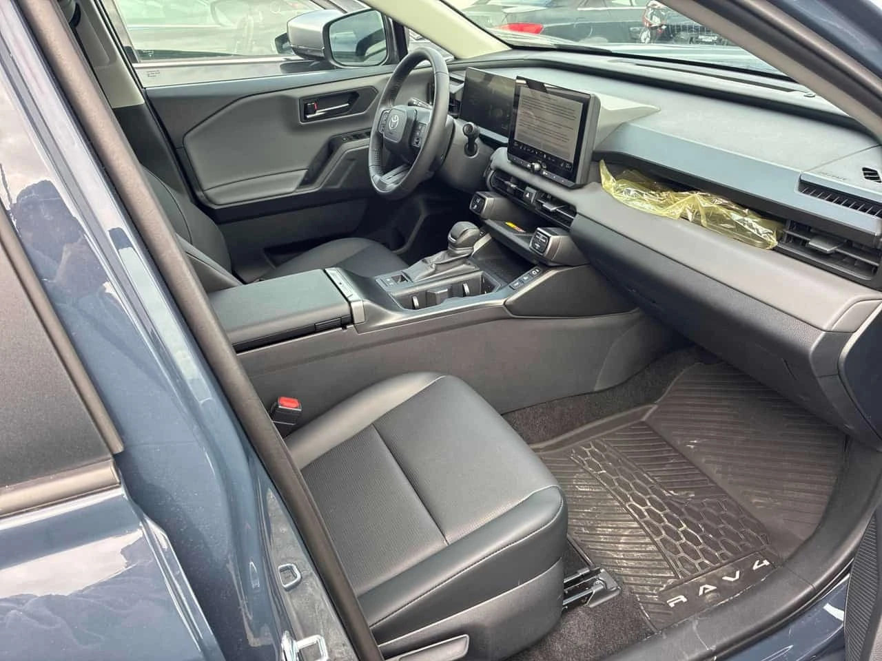 Toyota Rav4 AWD | CARFAX | БЕЗ ИНЦИДЕНТИ, снимка 7 - Автомобили и джипове - 56309599