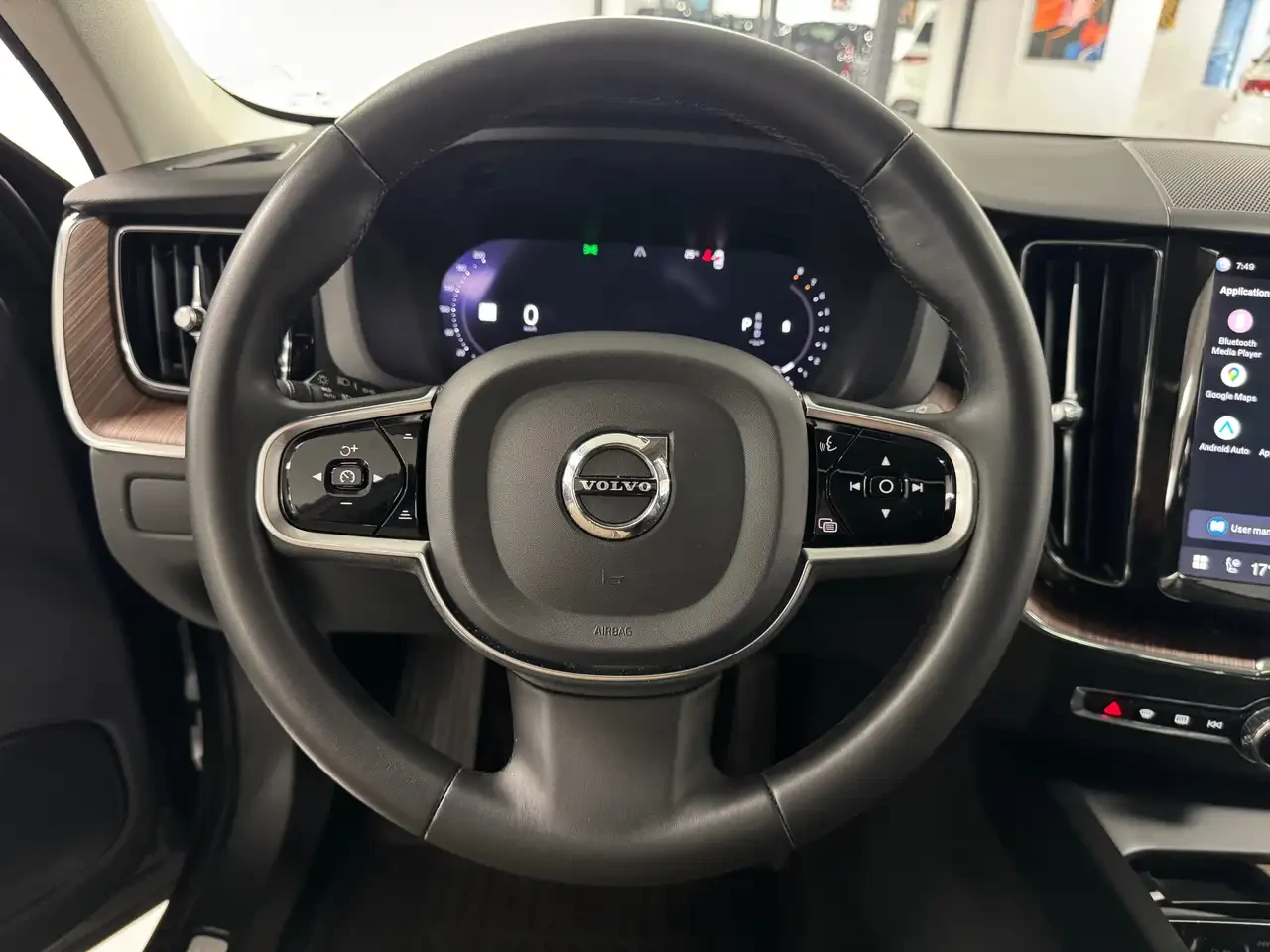 Volvo XC60 B6 AWD Plus Dark Theme/������ ��� ������������/... | Mobile.bg � ����������� 12