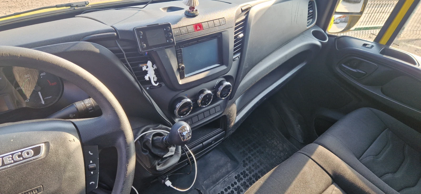 Iveco 35c17 3.0 tdi, снимка 9 - Бусове и автобуси - 53865169