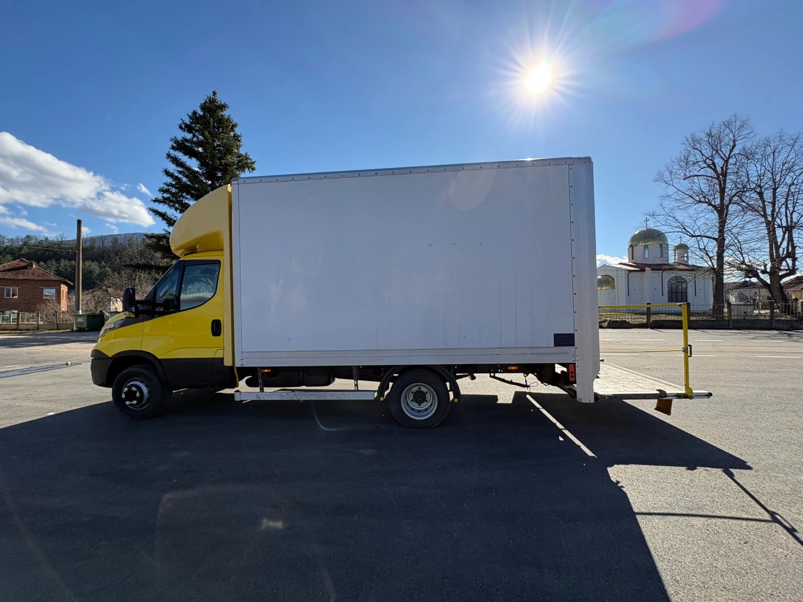 Iveco Daily, снимка 4 - Камиони - 53728156