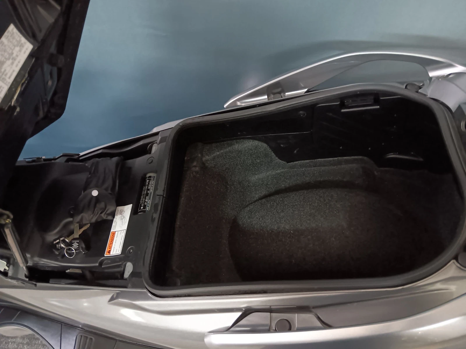 Suzuki Burgman 400i 20000km  | Mobile.bg   16