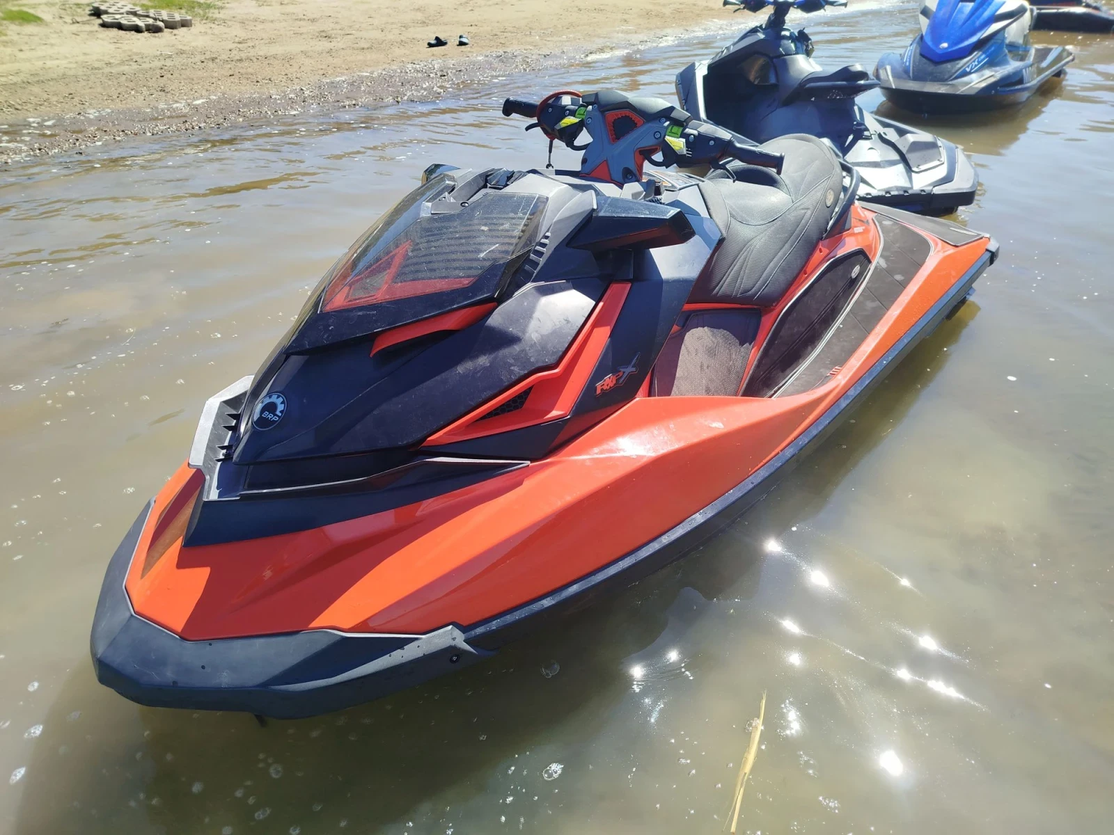 Джет Bombardier Sea Doo RXPX300