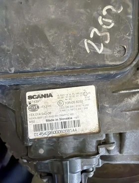 2бр. Десен LED Фар Scania Serie G 2016-, снимка 4 - Части - 52954340