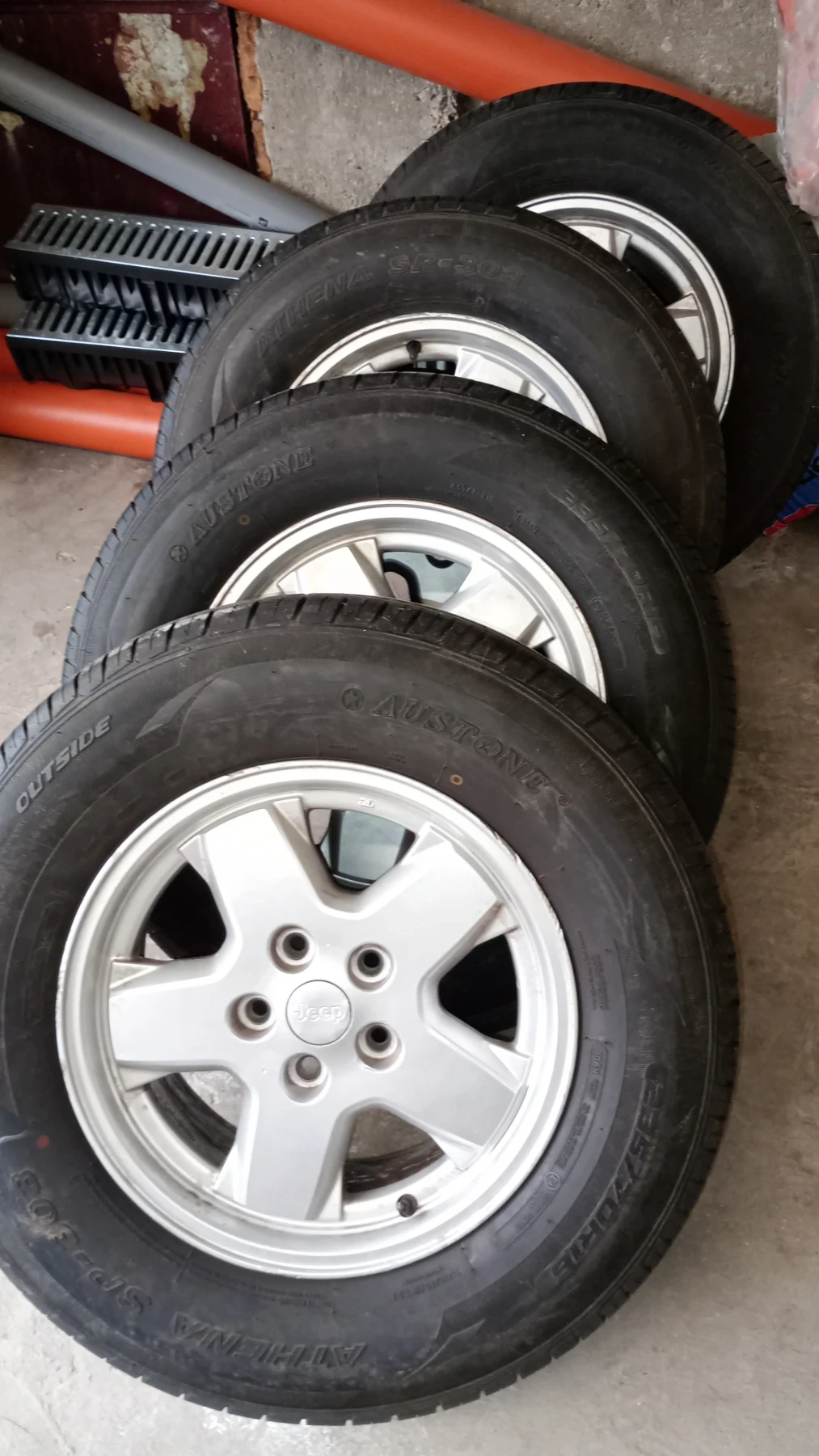 ���� � ������ 235/70R16 �� Jeep Cherokee | Mobile.bg � ����������� 2