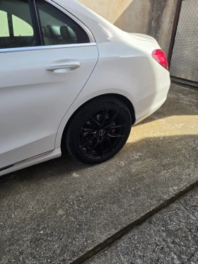 Mercedes-Benz C 220, снимка 13