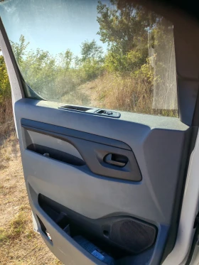 Обява за продажба на Toyota Proace City Verso Бус ~28 000 лв. - изображение 8
