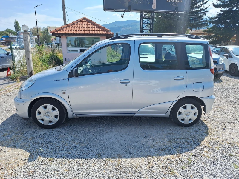 Toyota Yaris verso 1.4 d-4d face!, снимка 6 - Автомобили и джипове - 46856516