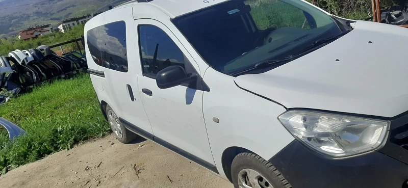 Dacia Dokker 1.5 DCi, снимка 3 - Автомобили и джипове - 50003009