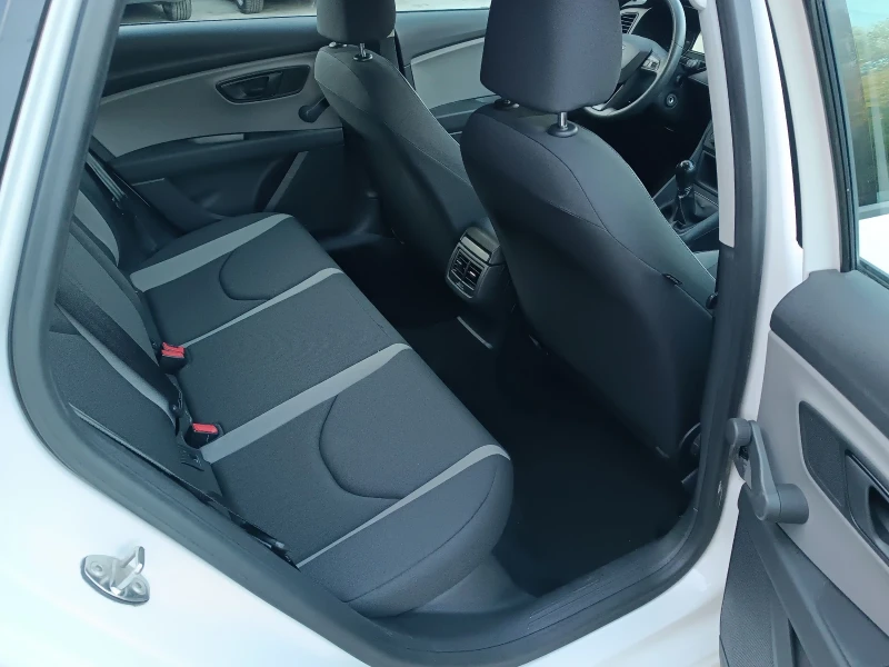 Seat Leon 1.6tdi, снимка 14 - Автомобили и джипове - 52584422