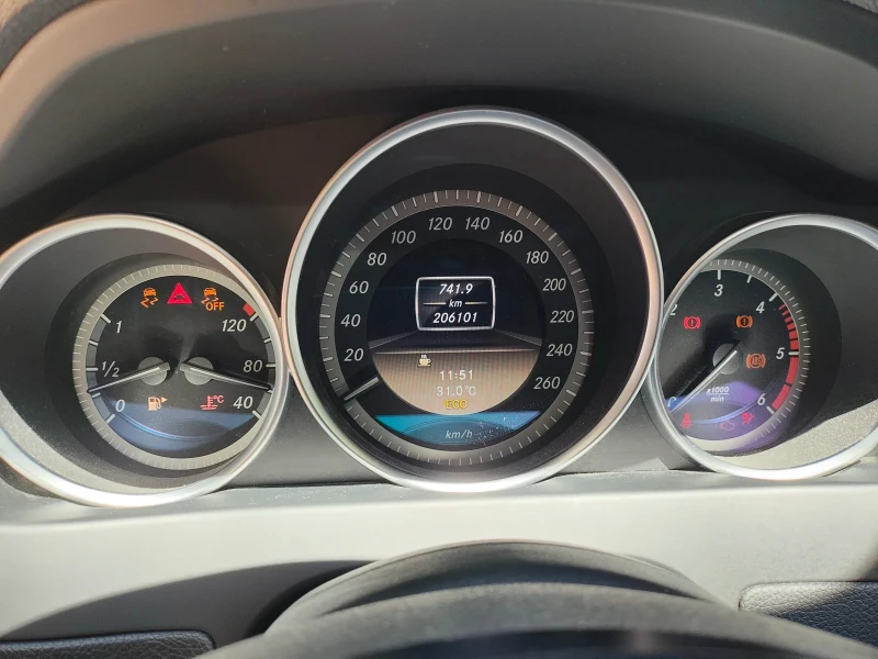 Mercedes-Benz C 200 CDI, снимка 10 - Автомобили и джипове - 52973248