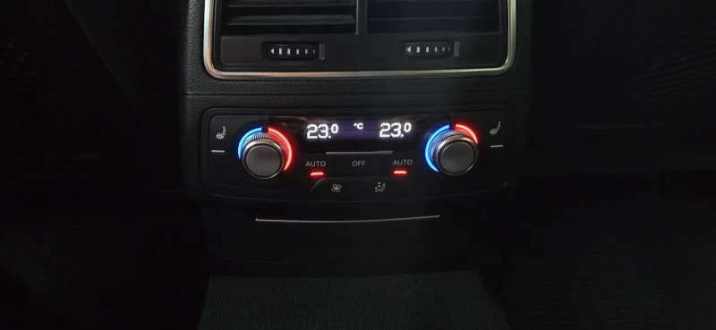 Audi A6 Avant 3.0TDI Quattro S-tronic, снимка 15 - Автомобили и джипове - 51913176