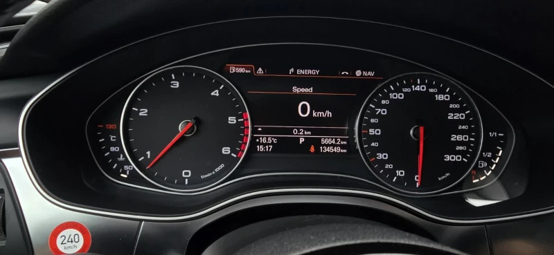 Audi A6 Avant 3.0TDI Quattro S-tronic, снимка 14 - Автомобили и джипове - 51913176