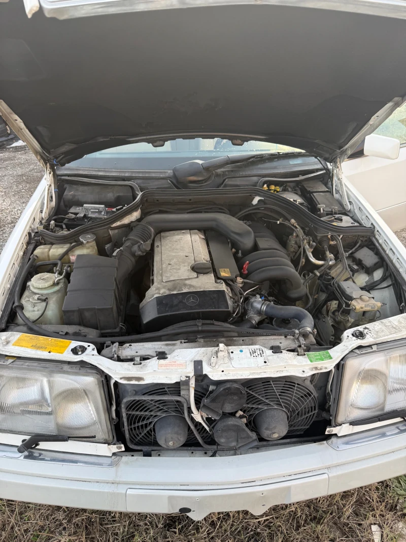 Mercedes-Benz 124 A124 Cabrio, снимка 17 - Автомобили и джипове - 52725780