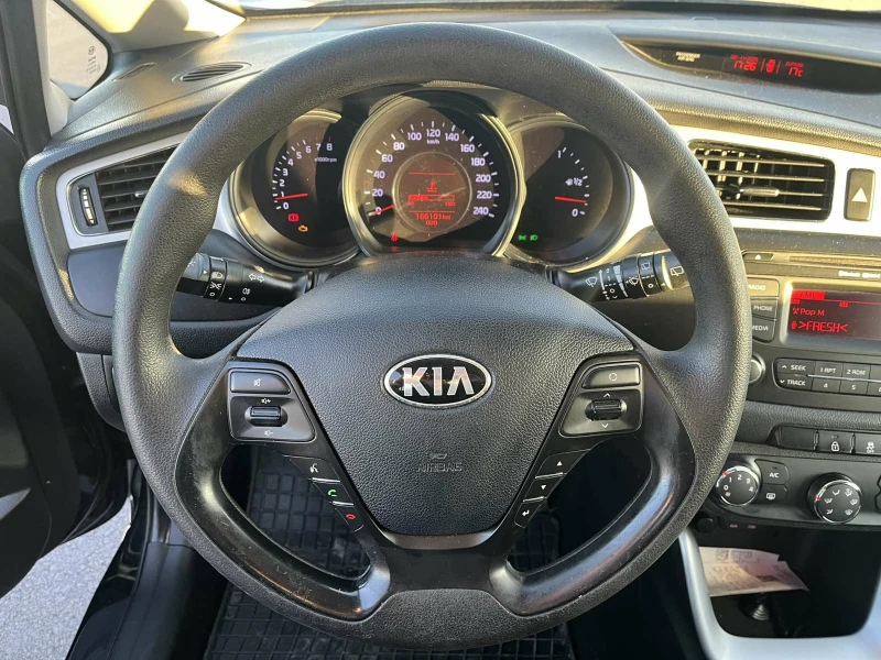 Kia Ceed, снимка 3 - Автомобили и джипове - 53213087
