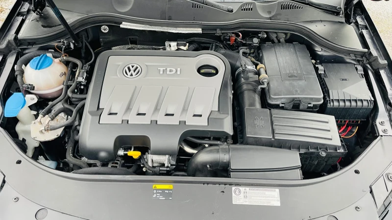 VW Passat 2.0 TDI * Сервизна история* , снимка 17 - Автомобили и джипове - 53250308