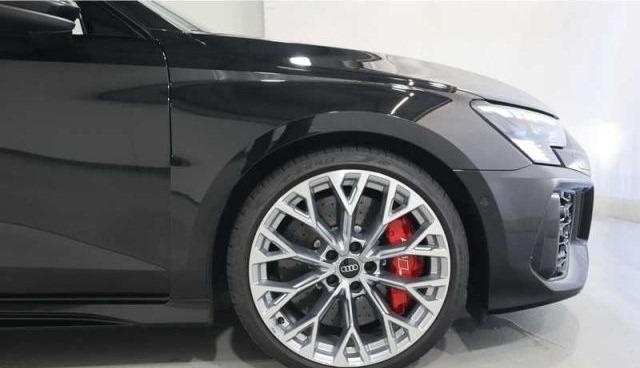 Audi Rs3 QUATTRO/ DYNAMIC/ HEAD UP/ CAMERA/ , снимка 3 - Автомобили и джипове - 42111698