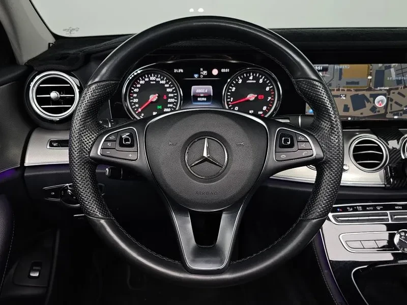 Mercedes-Benz E 200 W213 E200 Avantgarde, снимка 13 - Автомобили и джипове - 55111061