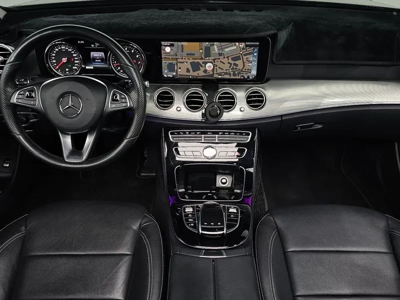 Mercedes-Benz E 200 W213 E200 Avantgarde, снимка 7 - Автомобили и джипове - 55111061