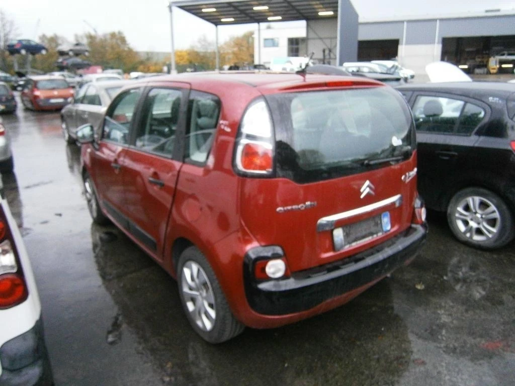Citroen C3 Picasso 1.4 HDi / 1.4i - изображение 4