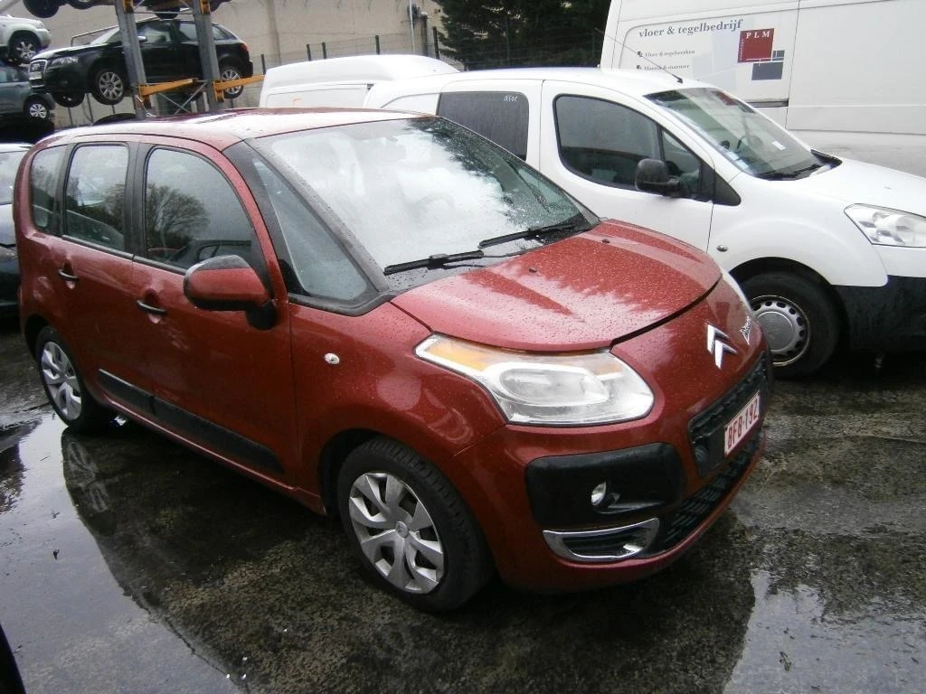 Citroen C3 Picasso 1.4 HDi / 1.4i - изображение 2