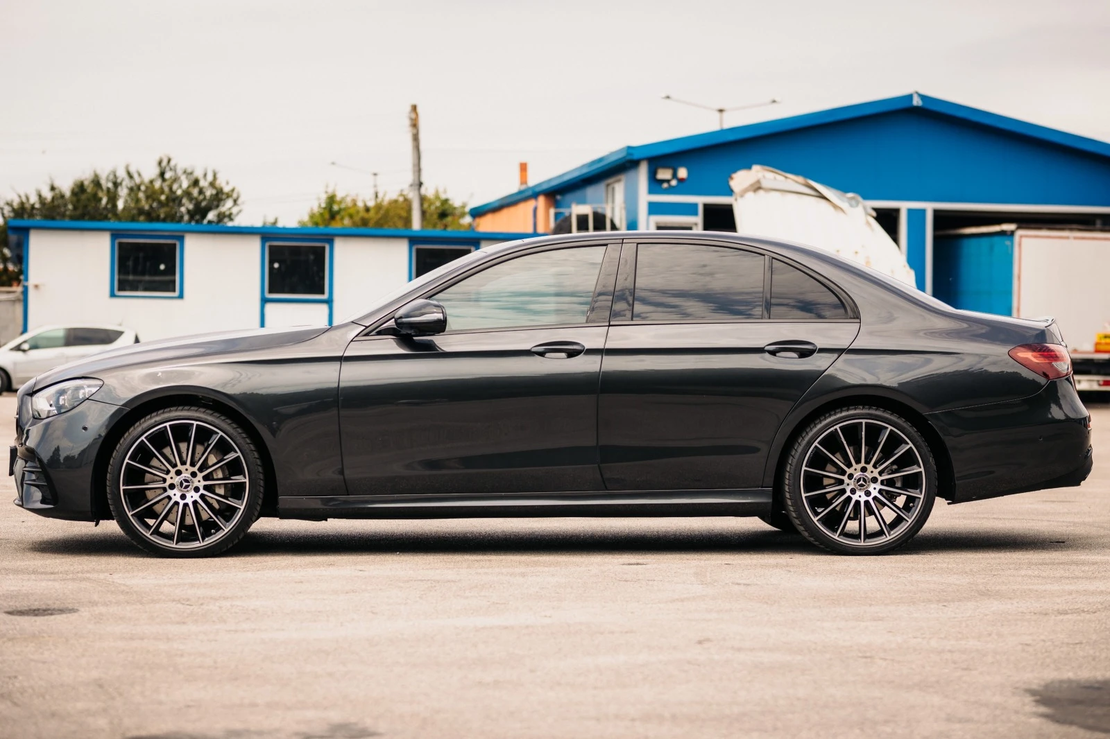 Mercedes-Benz E 400 4 Matic* AMG-Line* 9G Tronic  | Mobile.bg   11