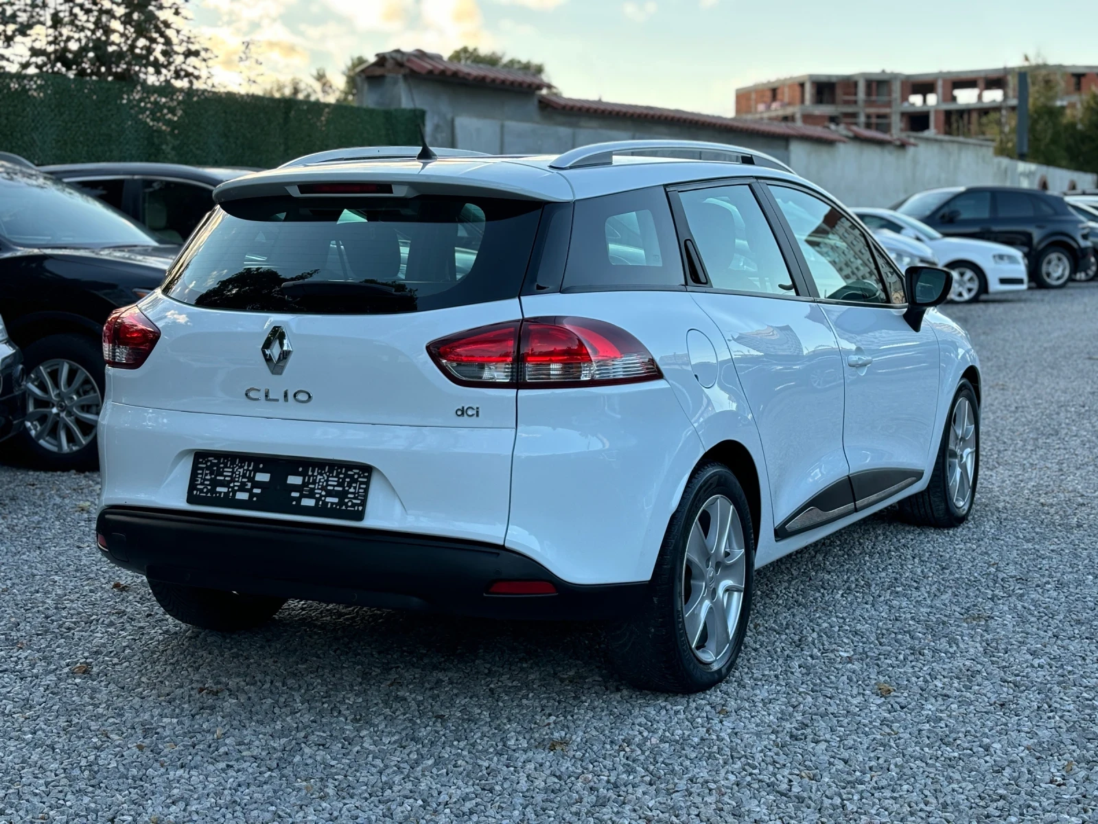 Renault Clio 1.5dci Automatic 90hp - изображение 7