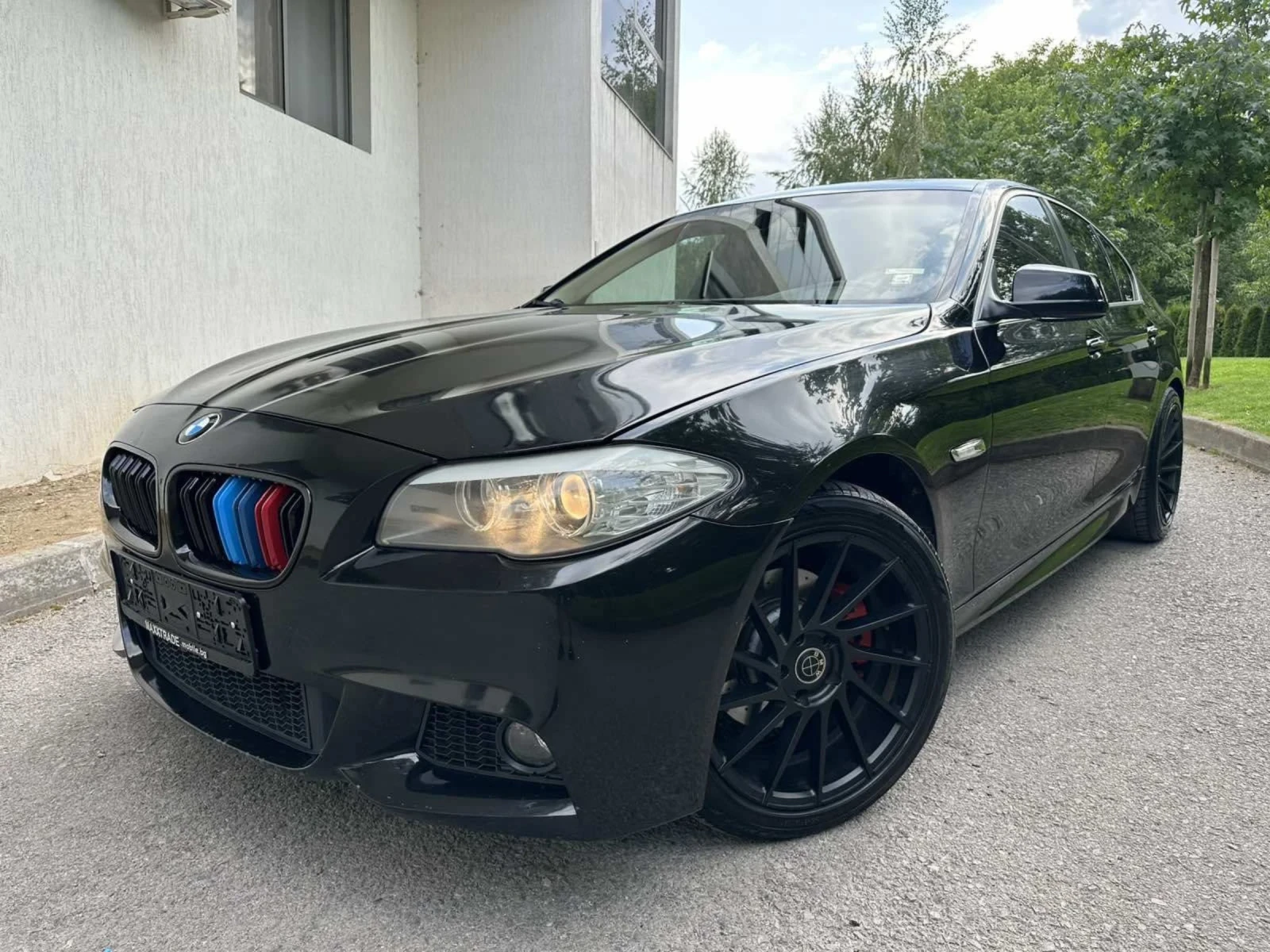 BMW 520 d / M-OPTIC / ПОДГРЕВ / РЕГИСТРИРАН - изображение 3