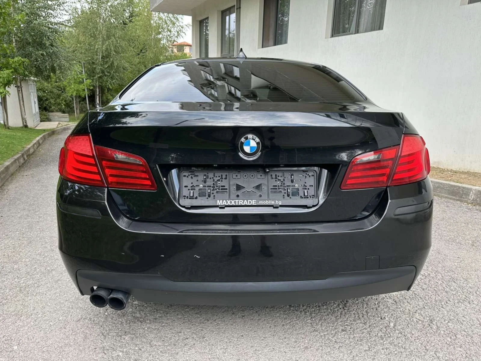 BMW 520 d / M-OPTIC / ПОДГРЕВ / РЕГИСТРИРАН - изображение 6