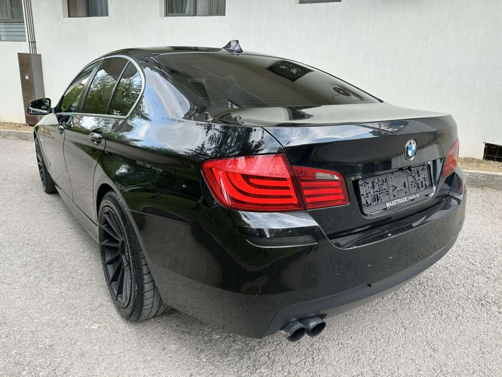 BMW 520 d / M-OPTIC / ПОДГРЕВ / РЕГИСТРИРАН - изображение 5