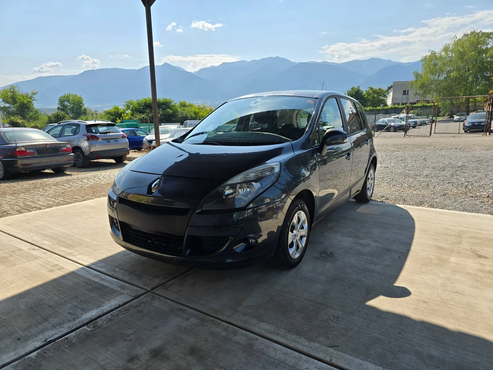 Renault Scenic 1.6 16v X-Mod Facelift - изображение 2