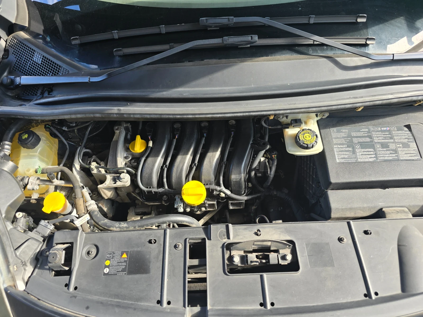 Renault Scenic 1.6 16v X-Mod Facelift - изображение 9