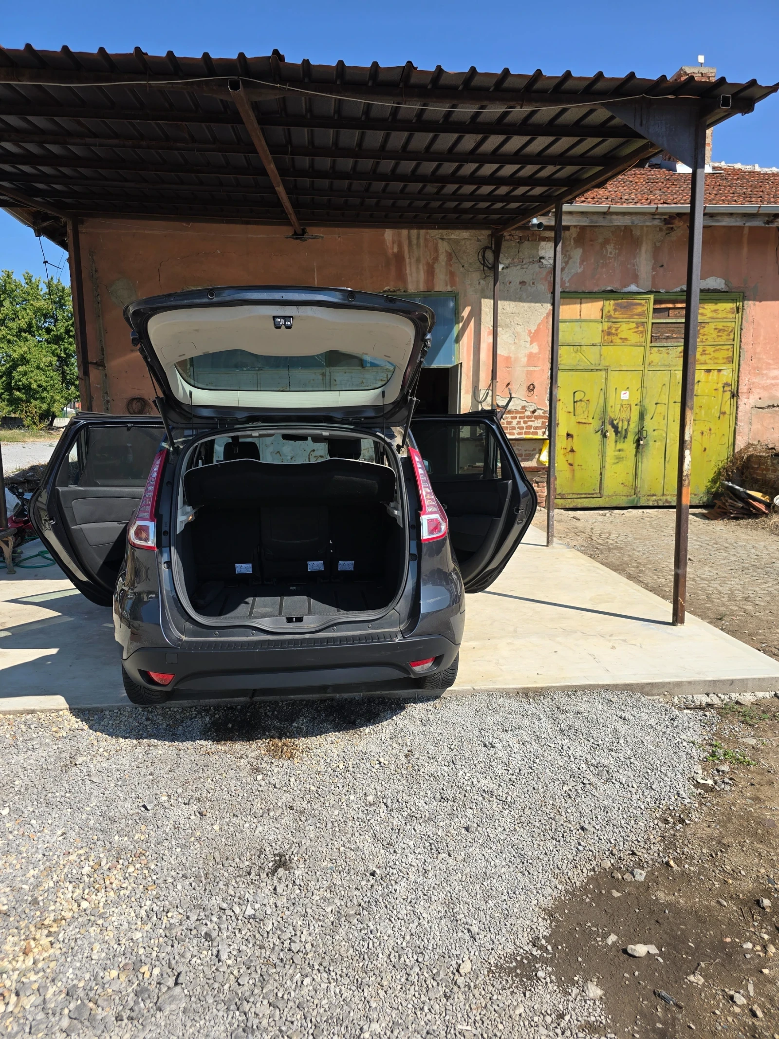 Renault Scenic 1.6 16v X-Mod Facelift - изображение 8