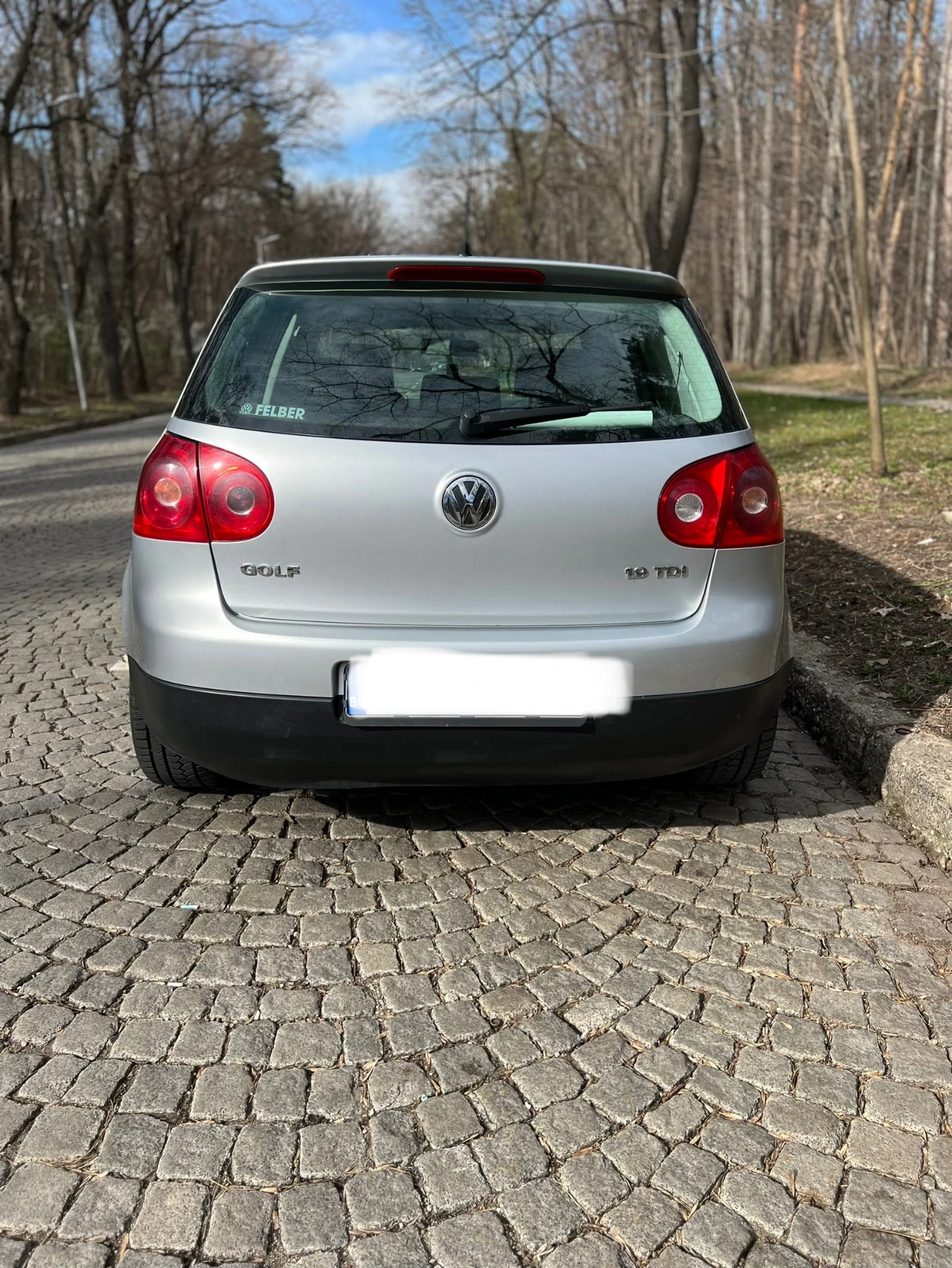 VW Golf 1, 9 TDI - изображение 6