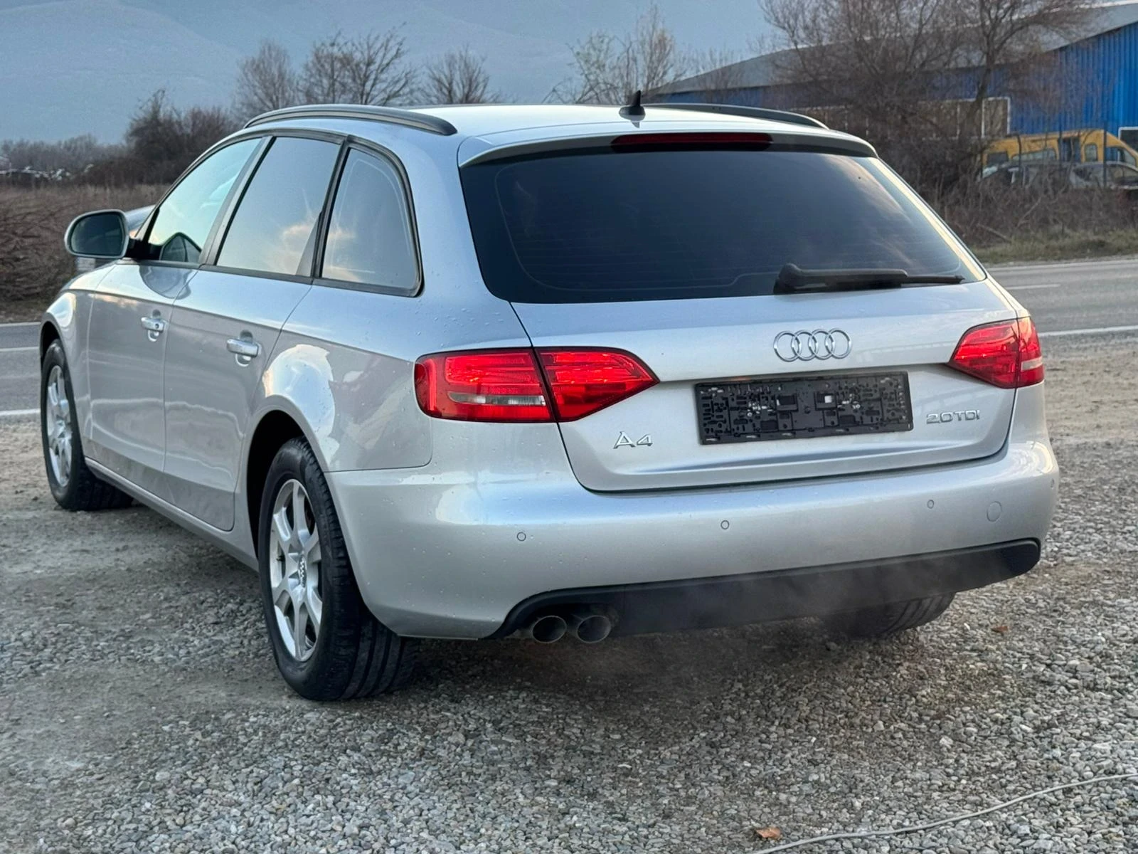 Audi A4 TDI LIZING 6SK NAVI - изображение 5